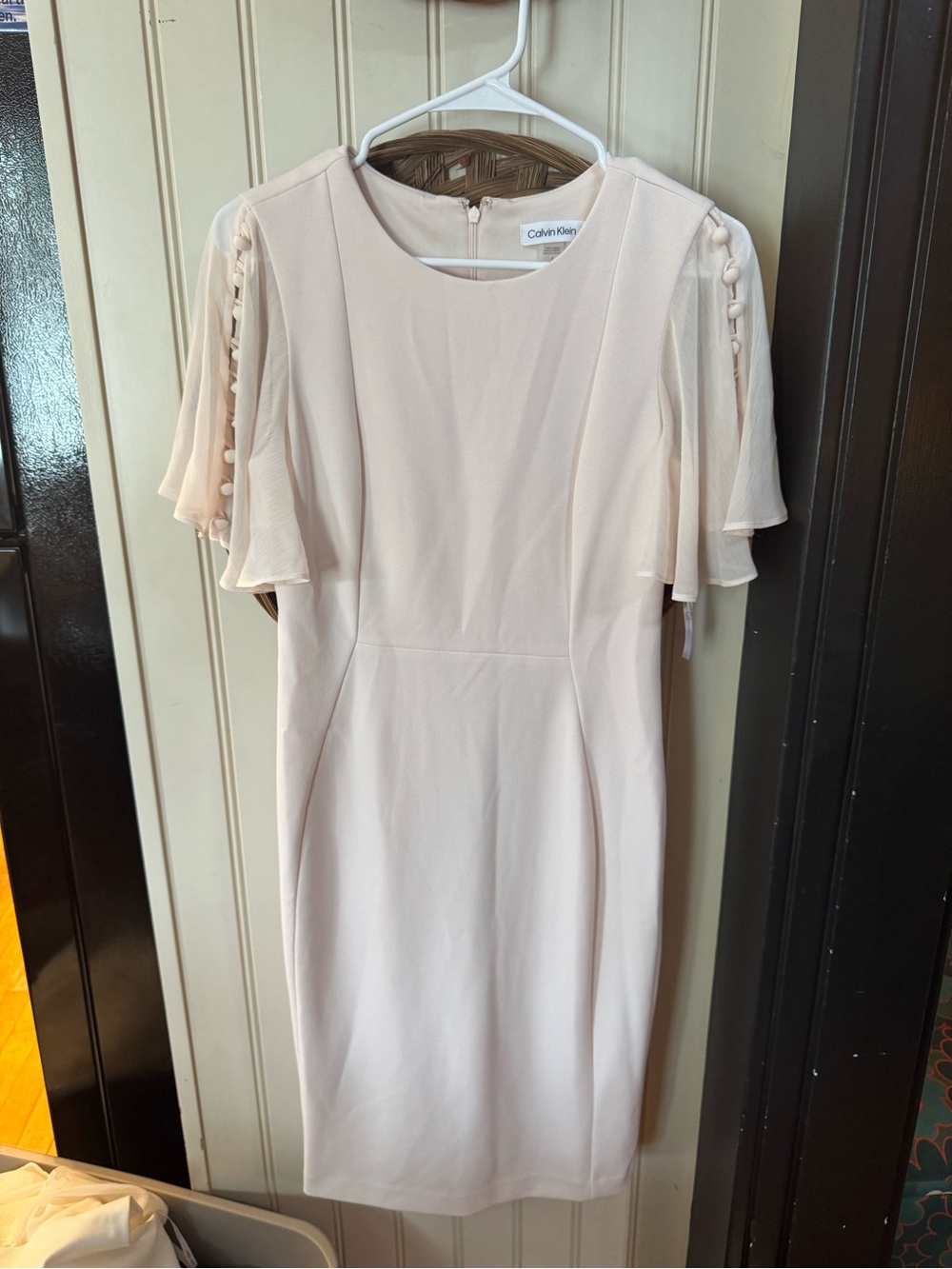 Calvin Klein Blush Pink Flutter Sleeve Sheath Dress size 4
